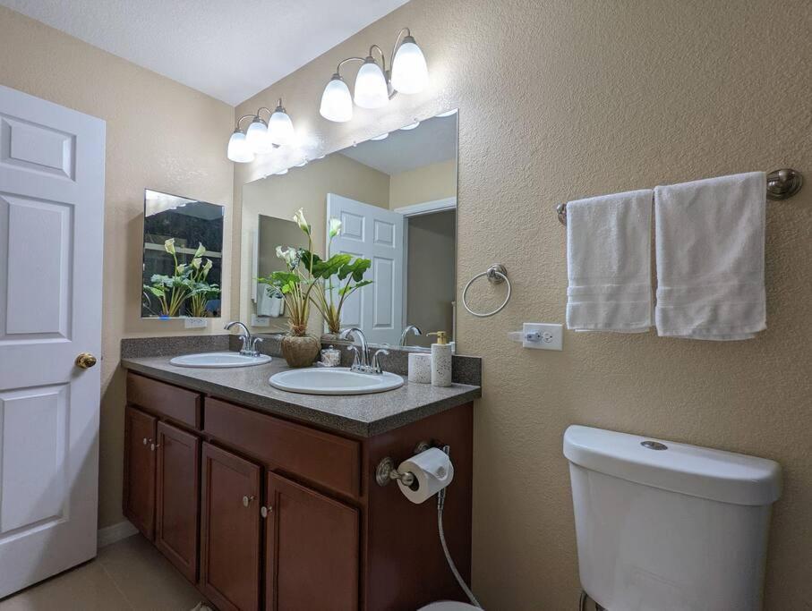 3Bed & 2Bath Property Couple Minutes From Siesta Key Beach & Downtown Sarasota Exterior foto