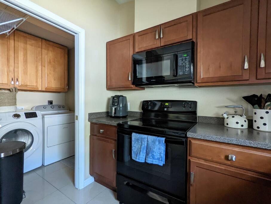 3Bed & 2Bath Property Couple Minutes From Siesta Key Beach & Downtown Sarasota Exterior foto